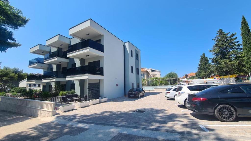 Apartment Marta Orebic Exterior photo